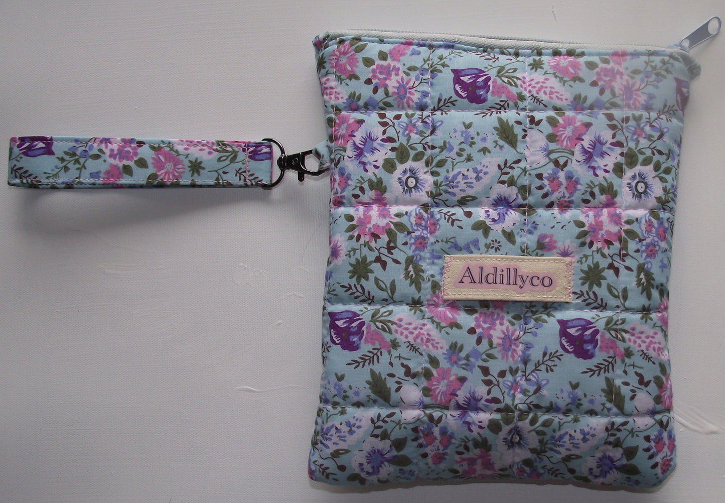 Blue Floral Zip Kindle Case