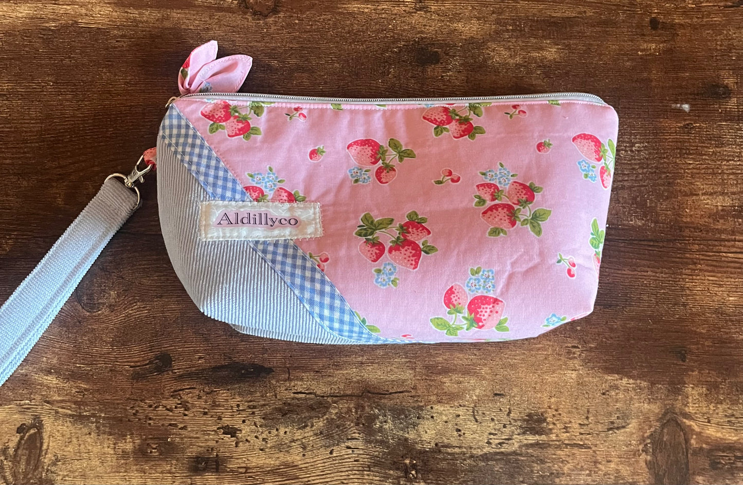 Strawberry Patch Pouch