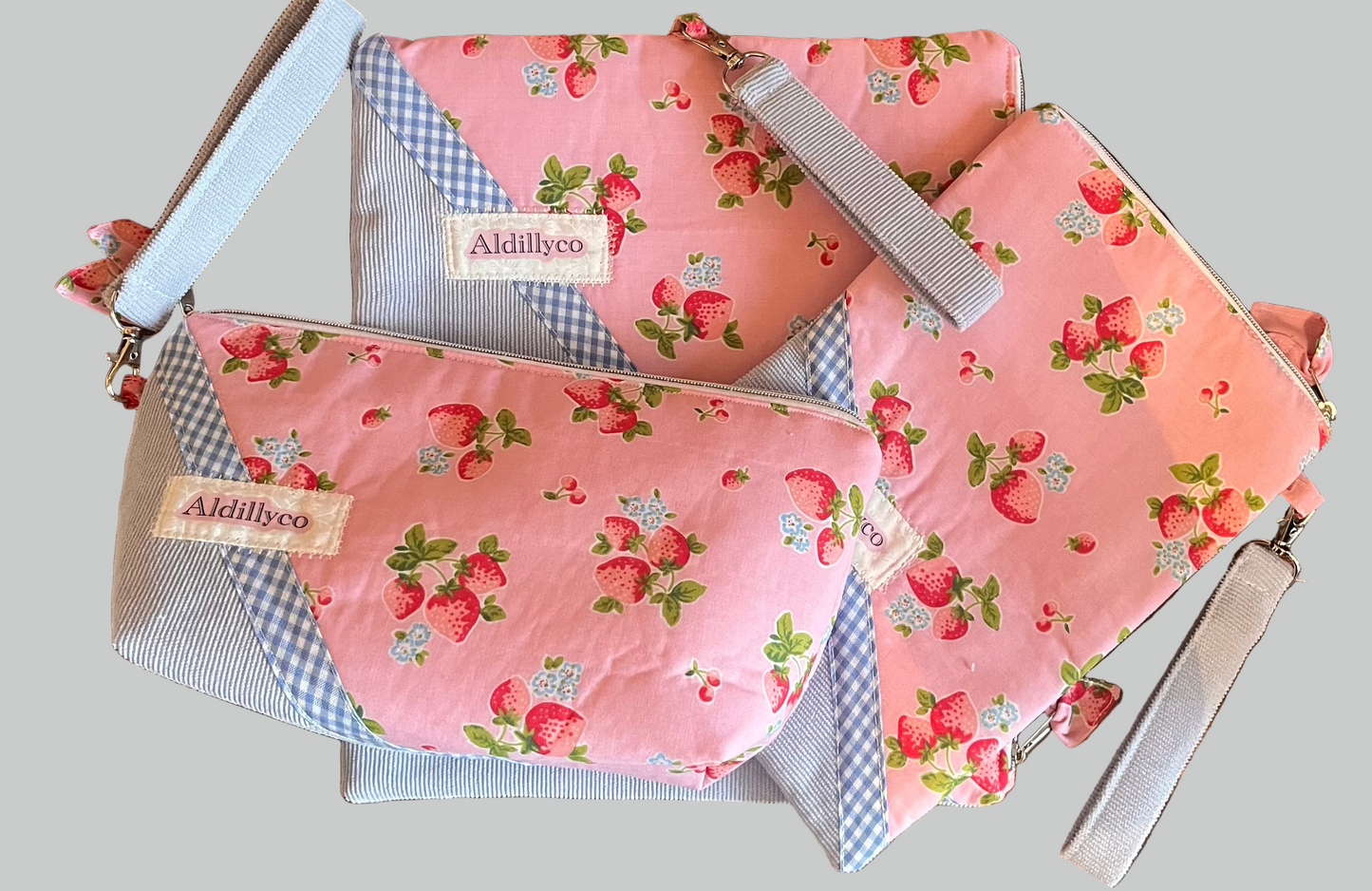 Strawberry Patch Pouch
