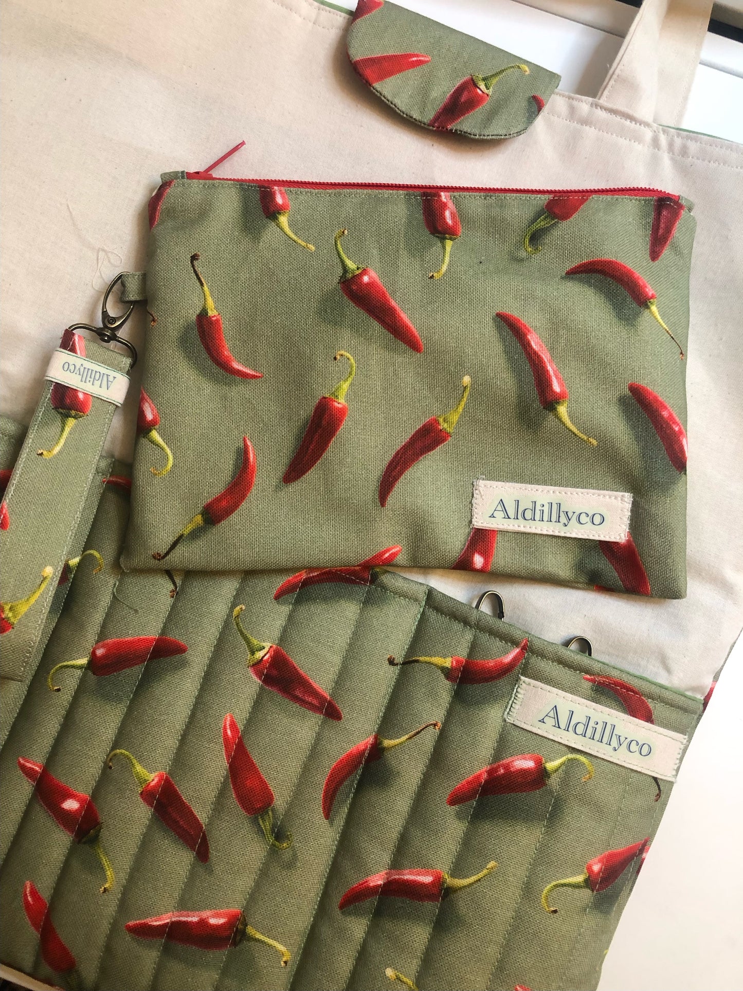 Spicy Essentials Pouch