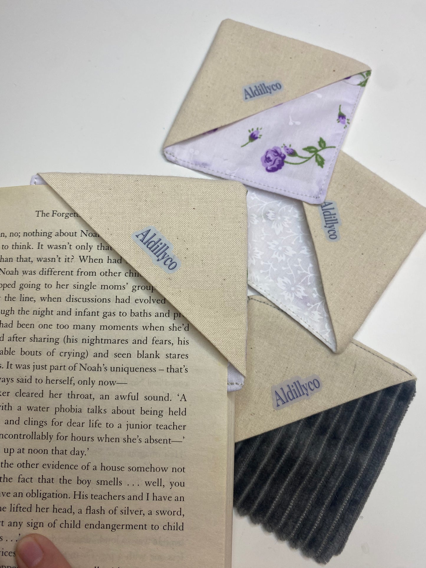 Lucky Dip : Corner Book Mark
