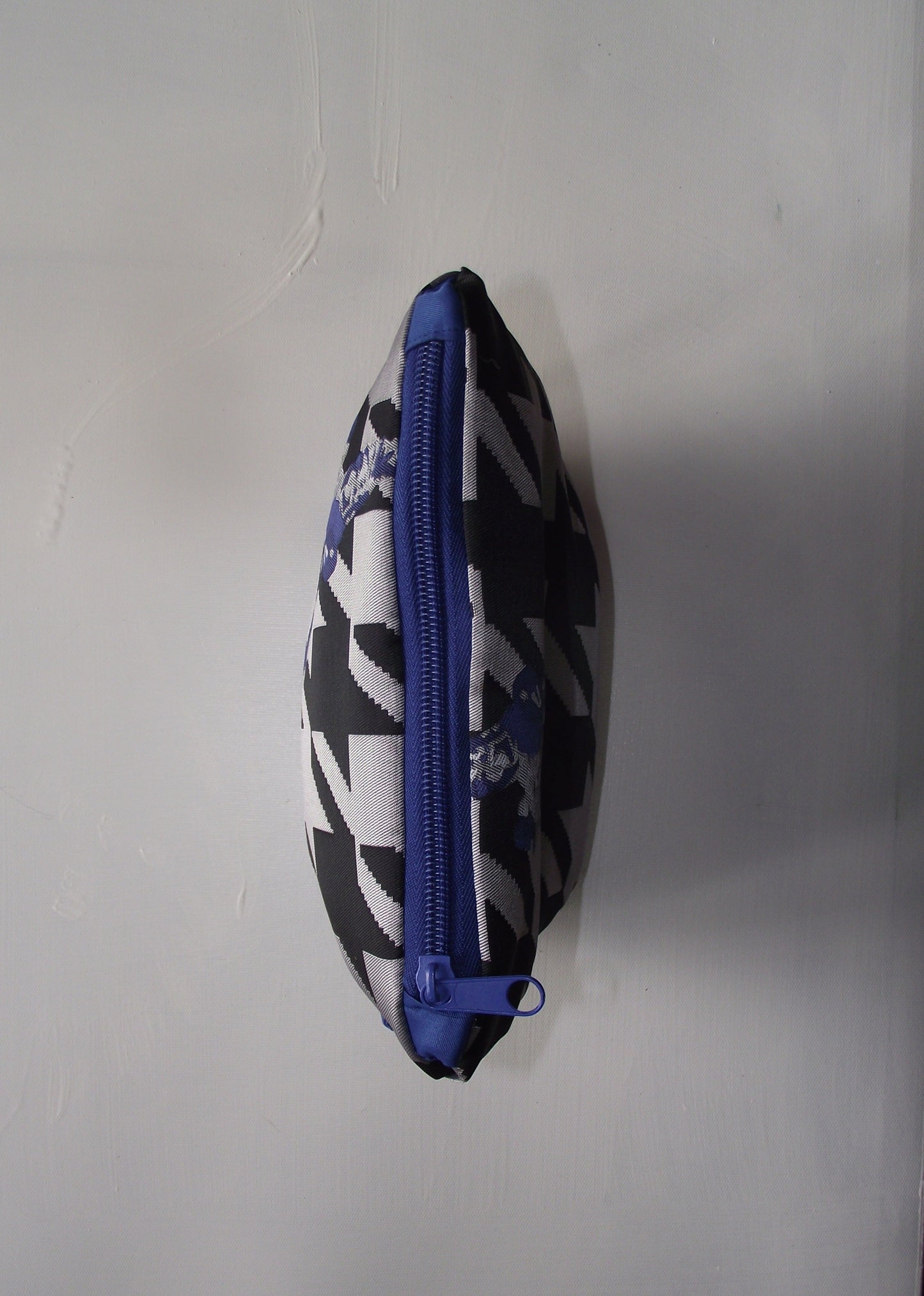 The Bluebird Houndstooth Mini Pouch