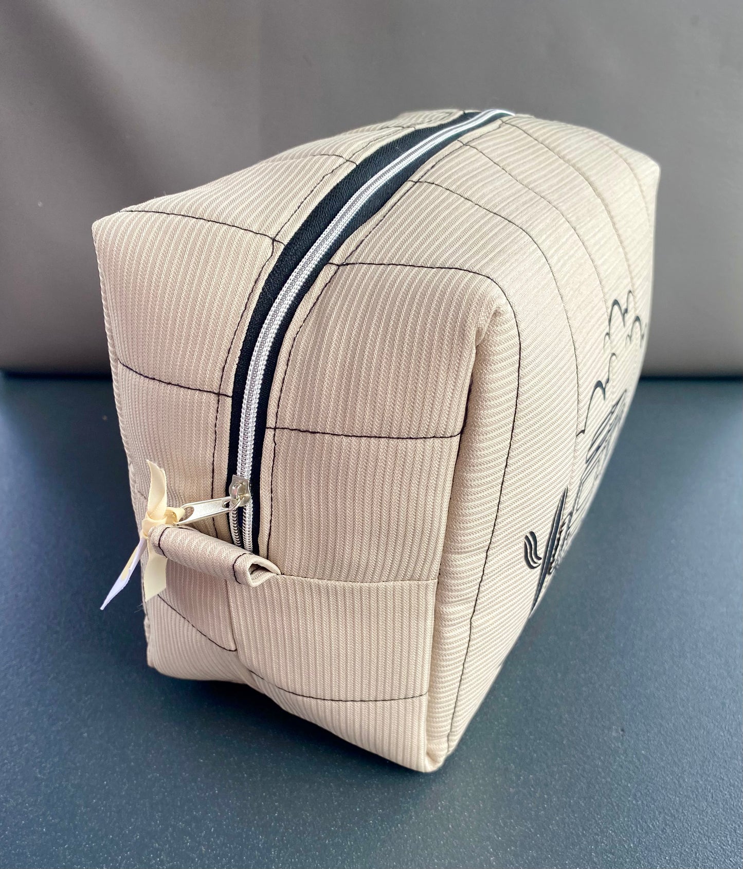 Handmade Toiletry & Cosmetic Bag – Beige Jeep Print