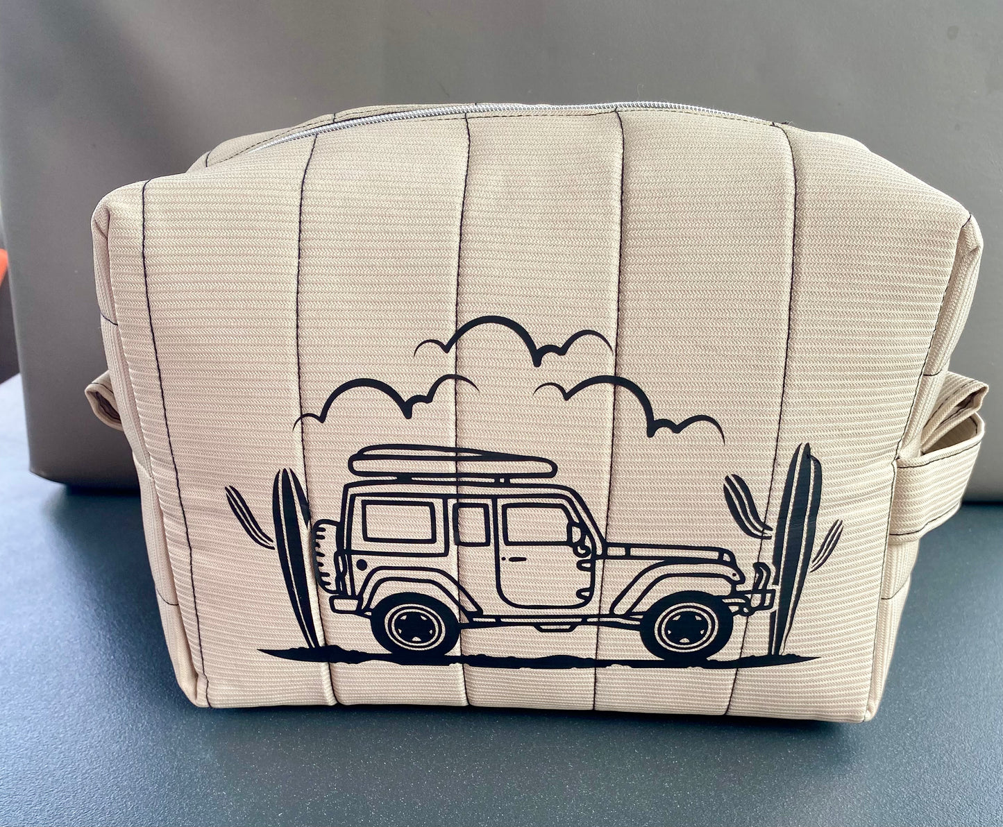 Handmade Toiletry & Cosmetic Bag – Beige Jeep Print