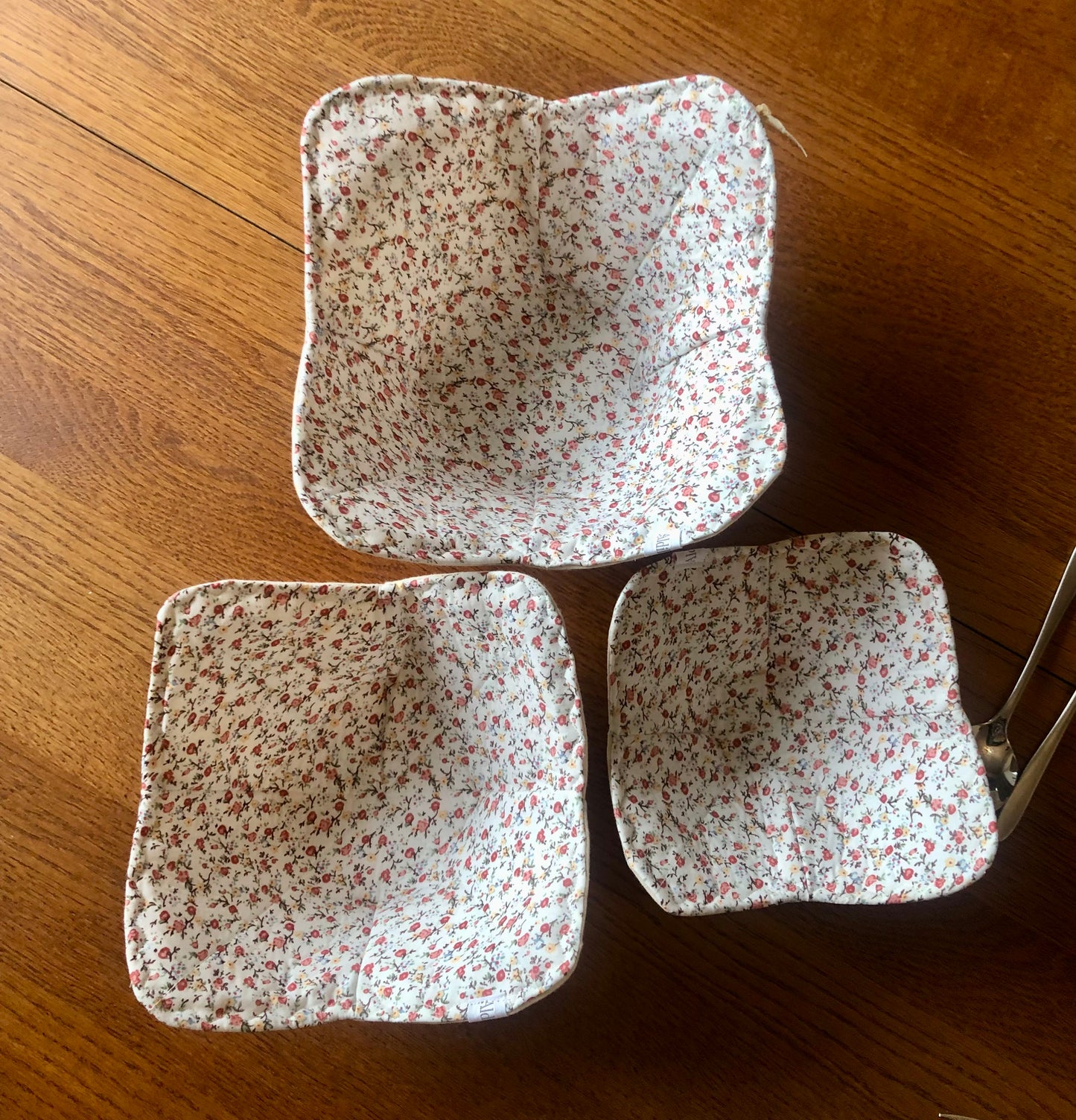 Set Of Three Reversible Bowl Cosies – Autumn Ditsy Print/Beige Cotton Canvas