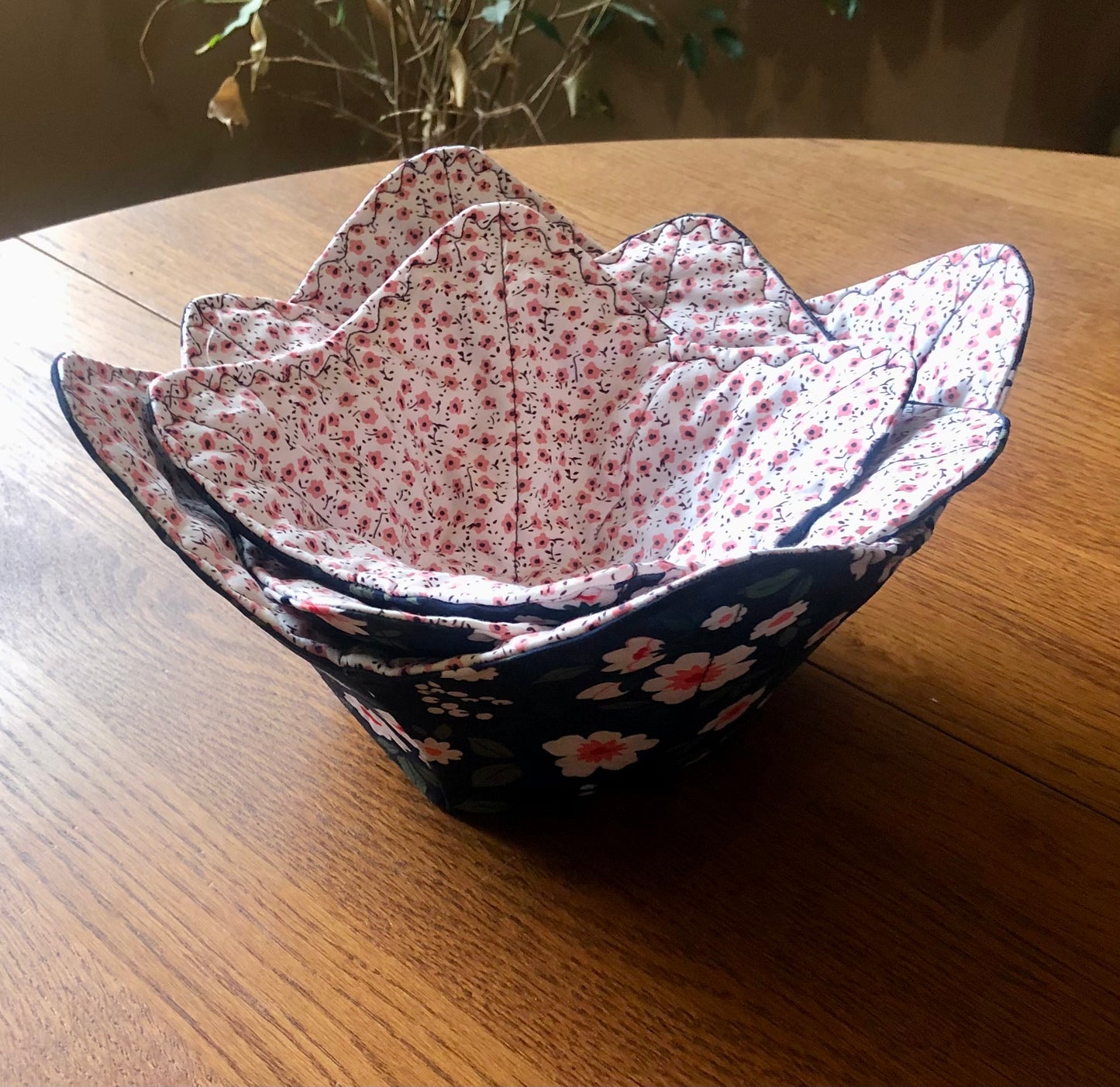 Set Of Three Reversible Bowl Cosies – Navy Flora/Pink Ditsy Prints
